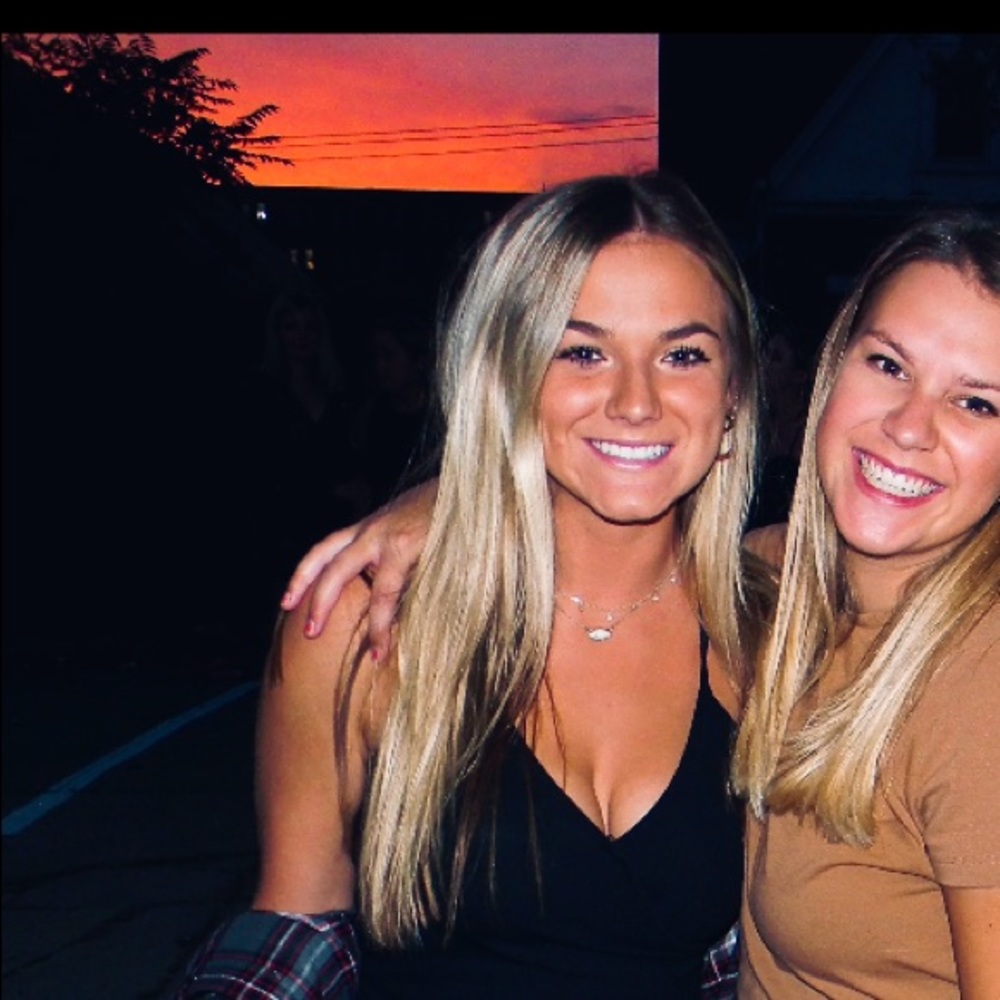 Meet your Posher, Sydni